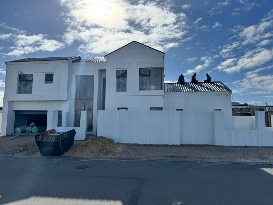 4 Bedroom Property for Sale in Sandown Western Cape
